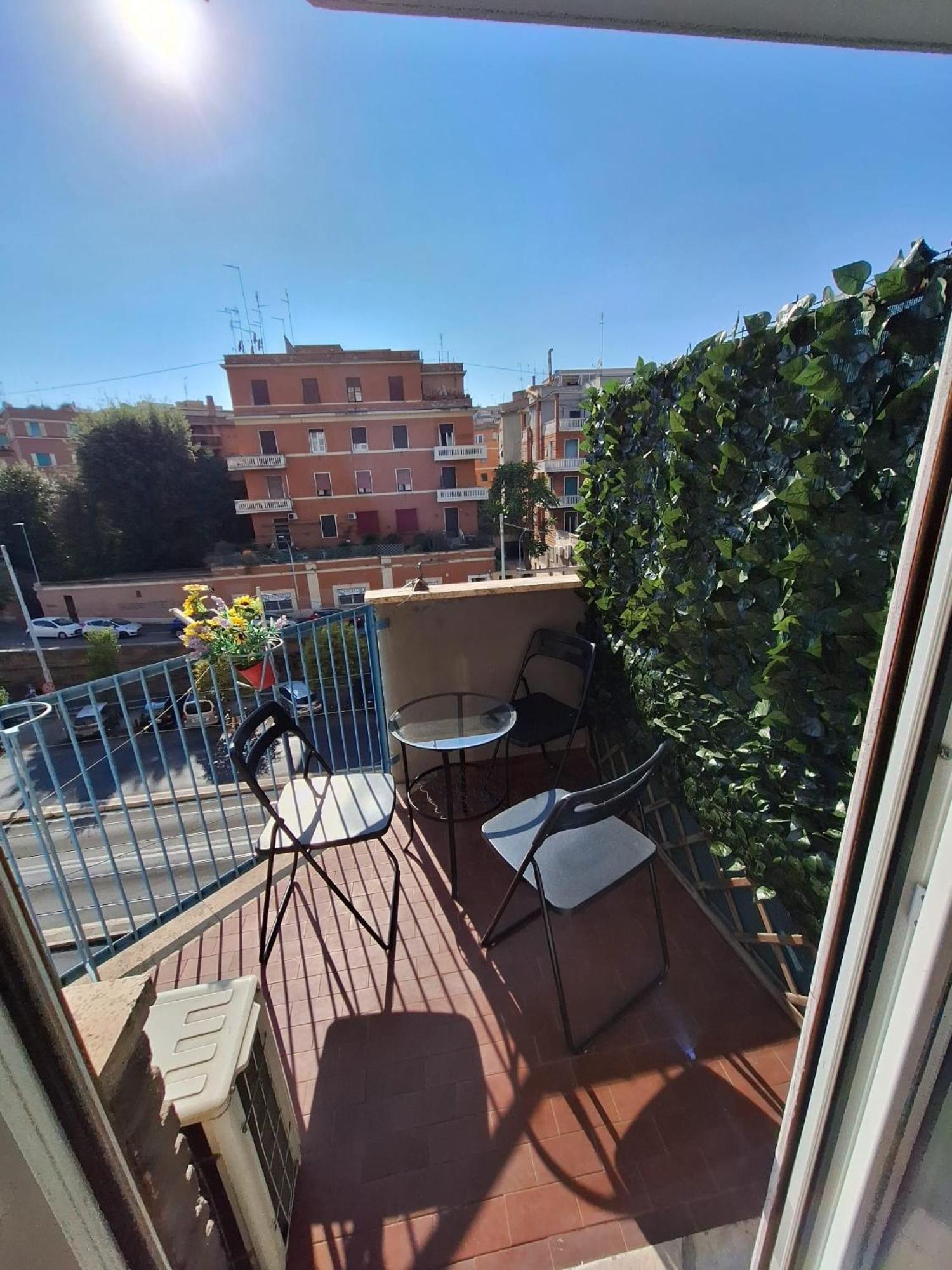 Roma Trastevere Holiday Exterior photo